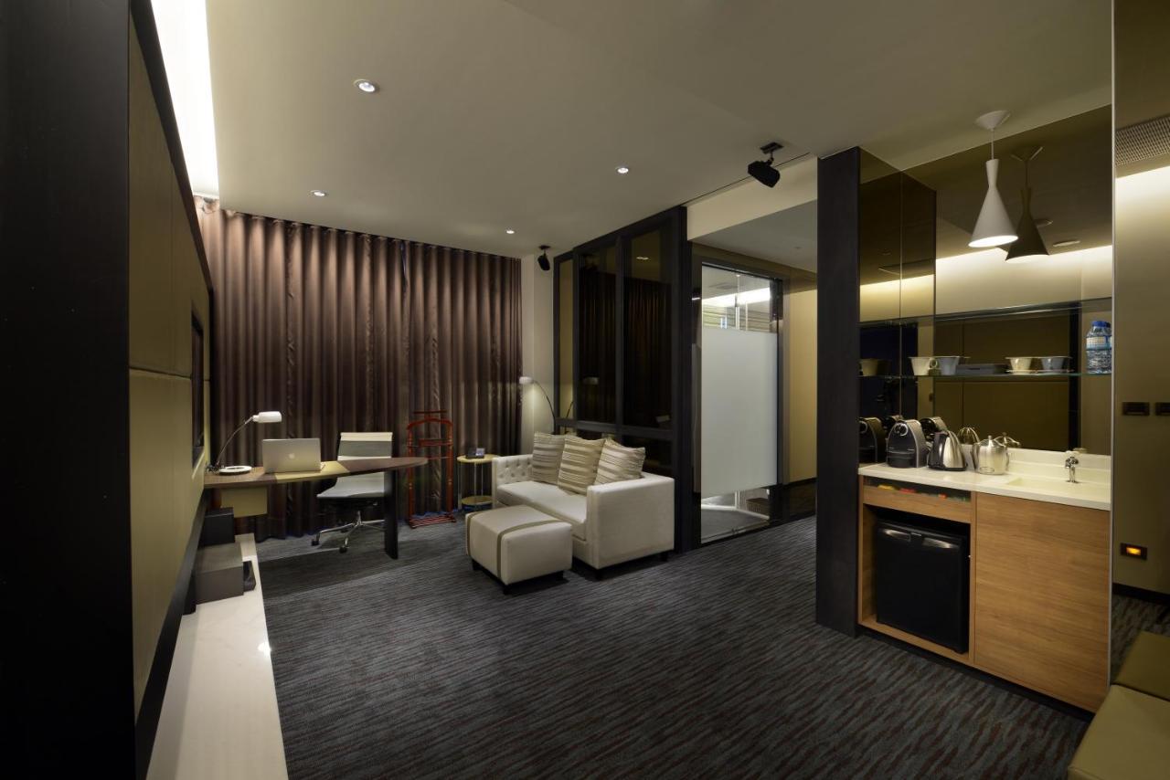 Golden Tulip Glory Fine Hotel Tainan Exterior foto