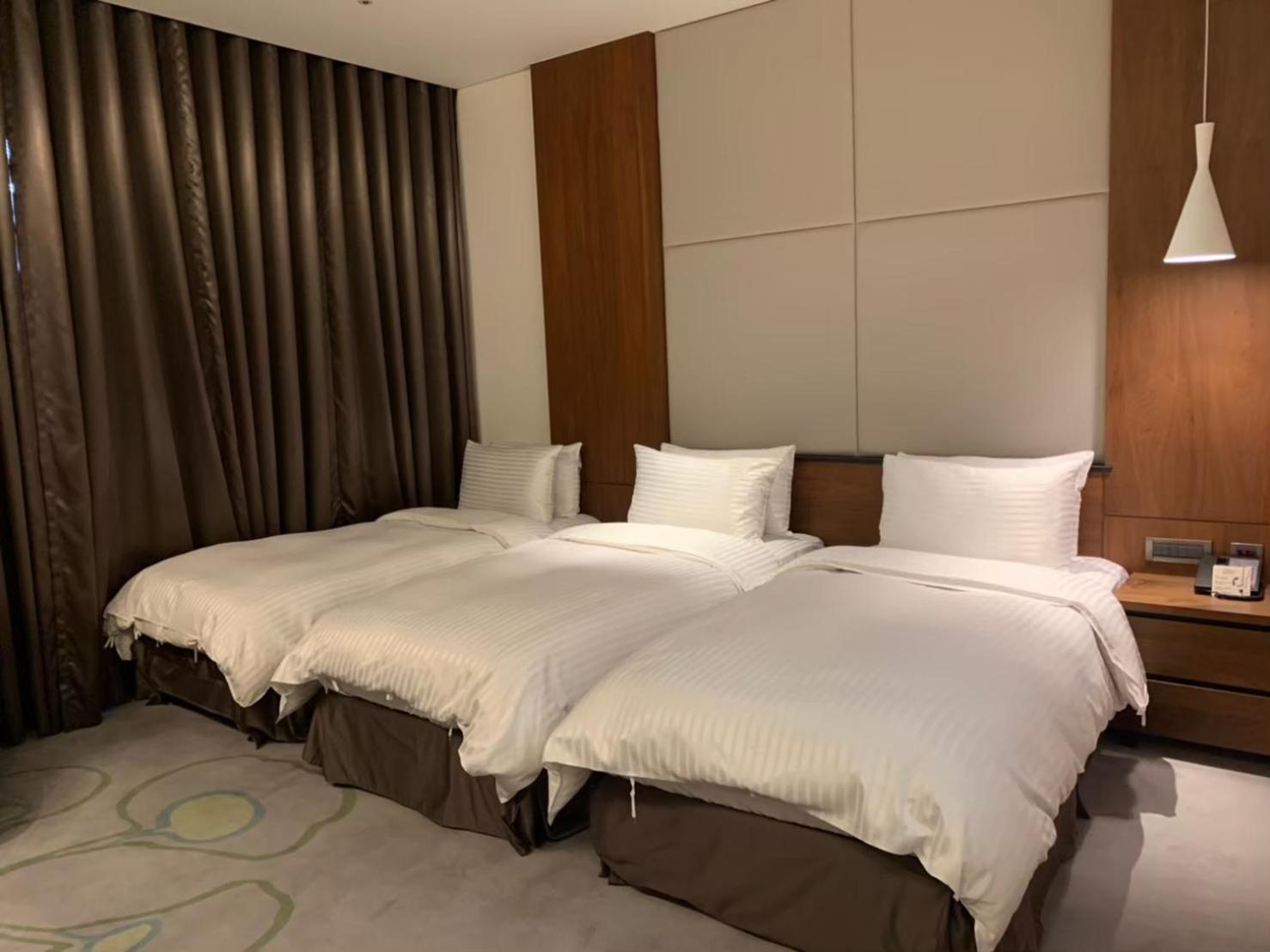 Golden Tulip Glory Fine Hotel Tainan Exterior foto