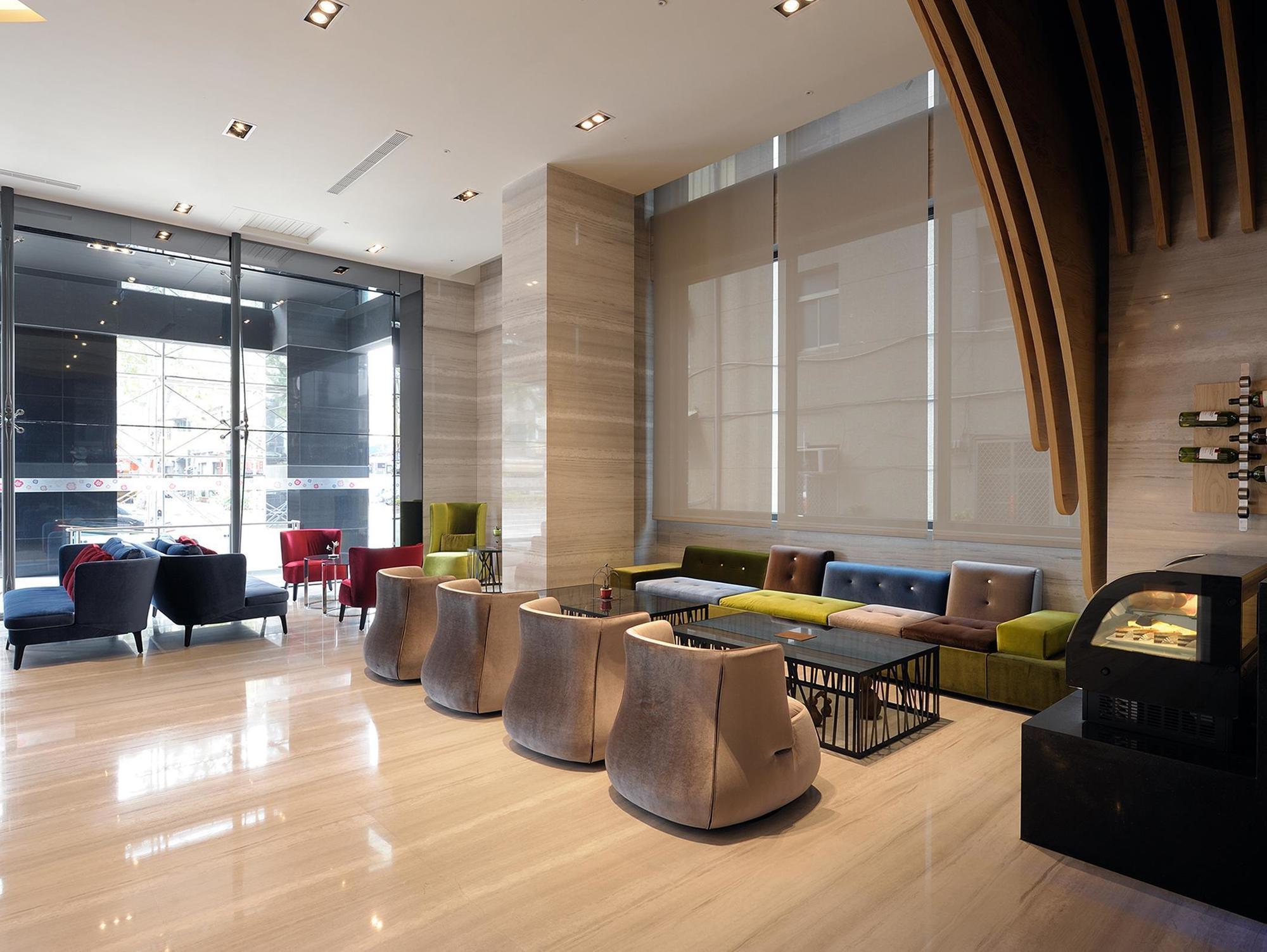 Golden Tulip Glory Fine Hotel Tainan Exterior foto
